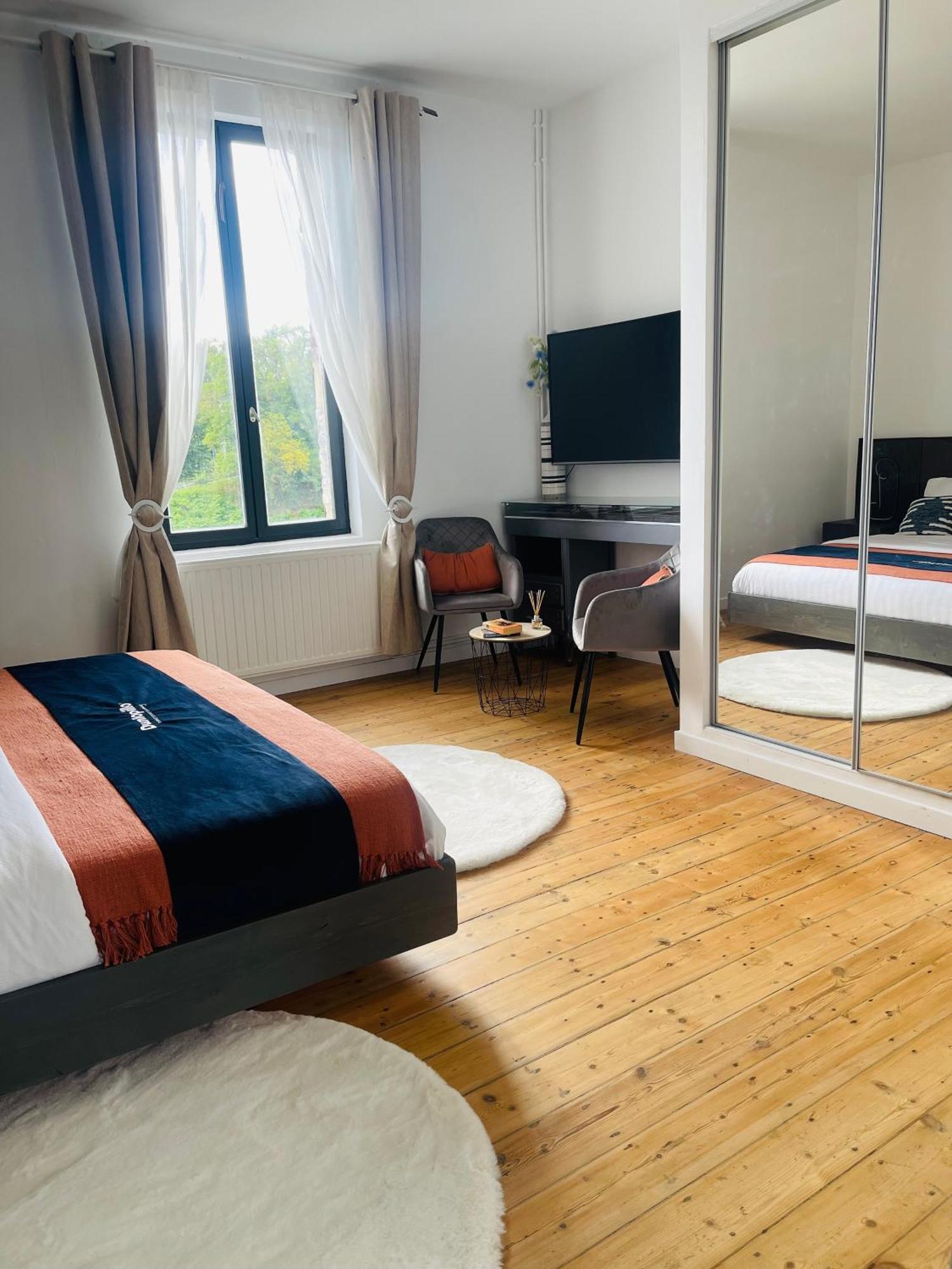 Maison "Au Fil De L'Eau" Douai Bagian luar foto