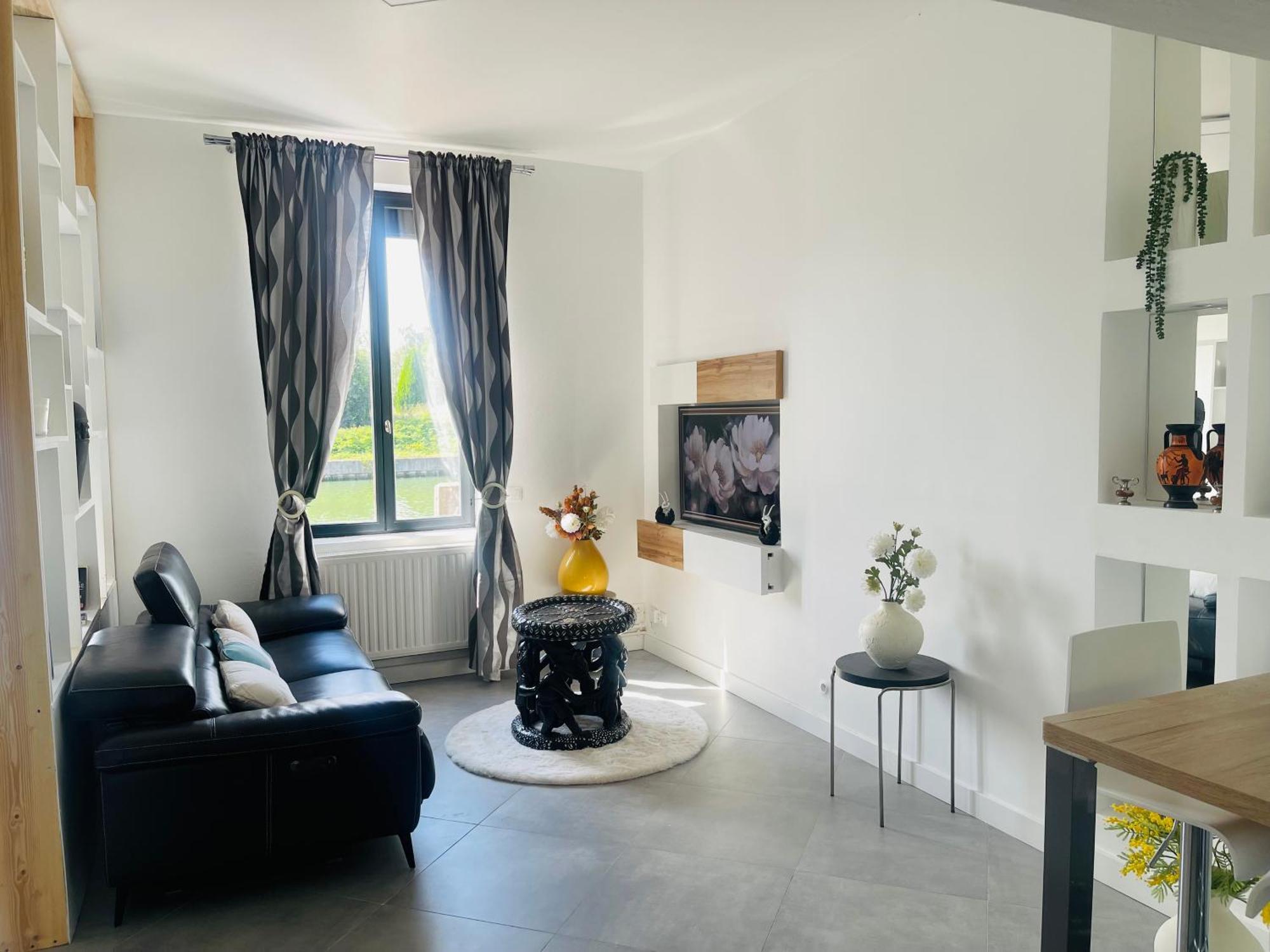 Maison "Au Fil De L'Eau" Douai Bagian luar foto