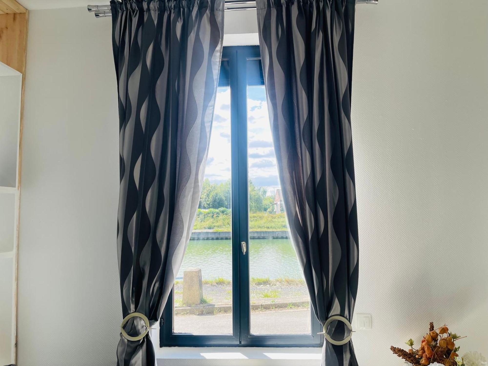 Maison "Au Fil De L'Eau" Douai Bagian luar foto