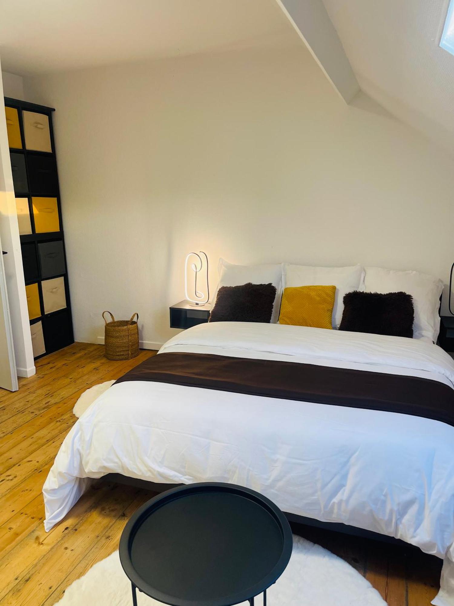 Maison "Au Fil De L'Eau" Douai Bagian luar foto