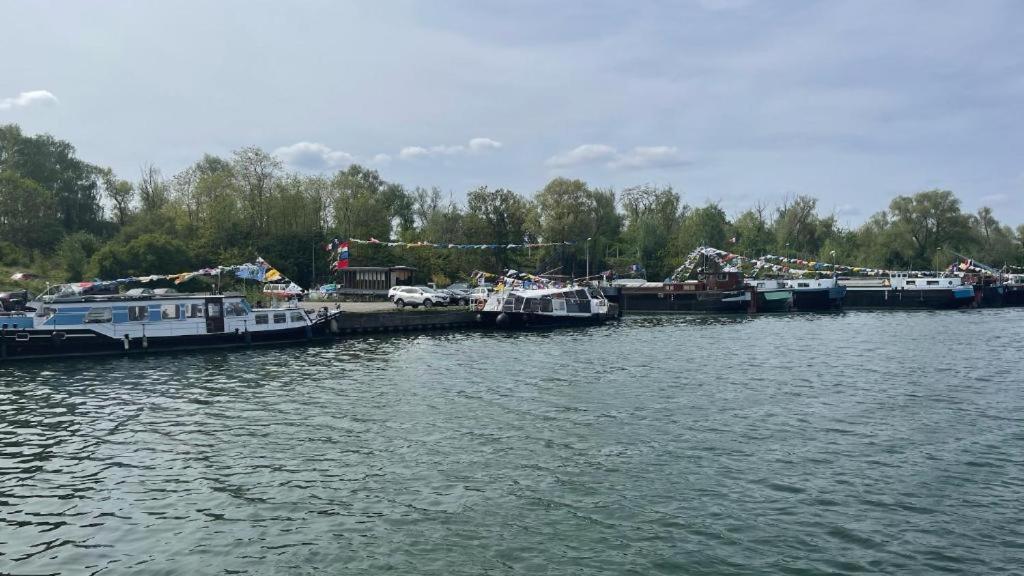 Maison "Au Fil De L'Eau" Douai Bagian luar foto